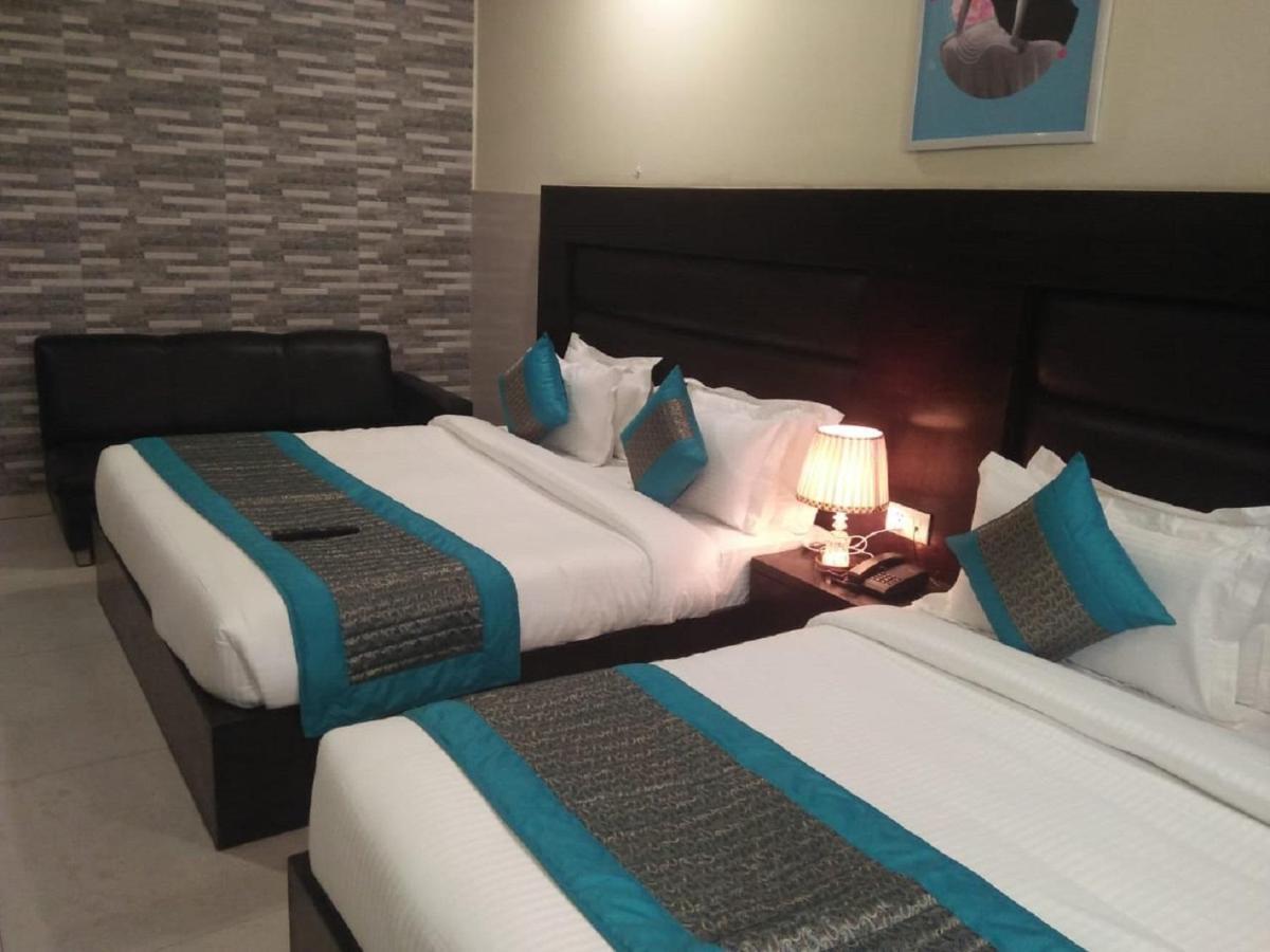 Vivah Residency Hotel Új-Delhi Kültér fotó
