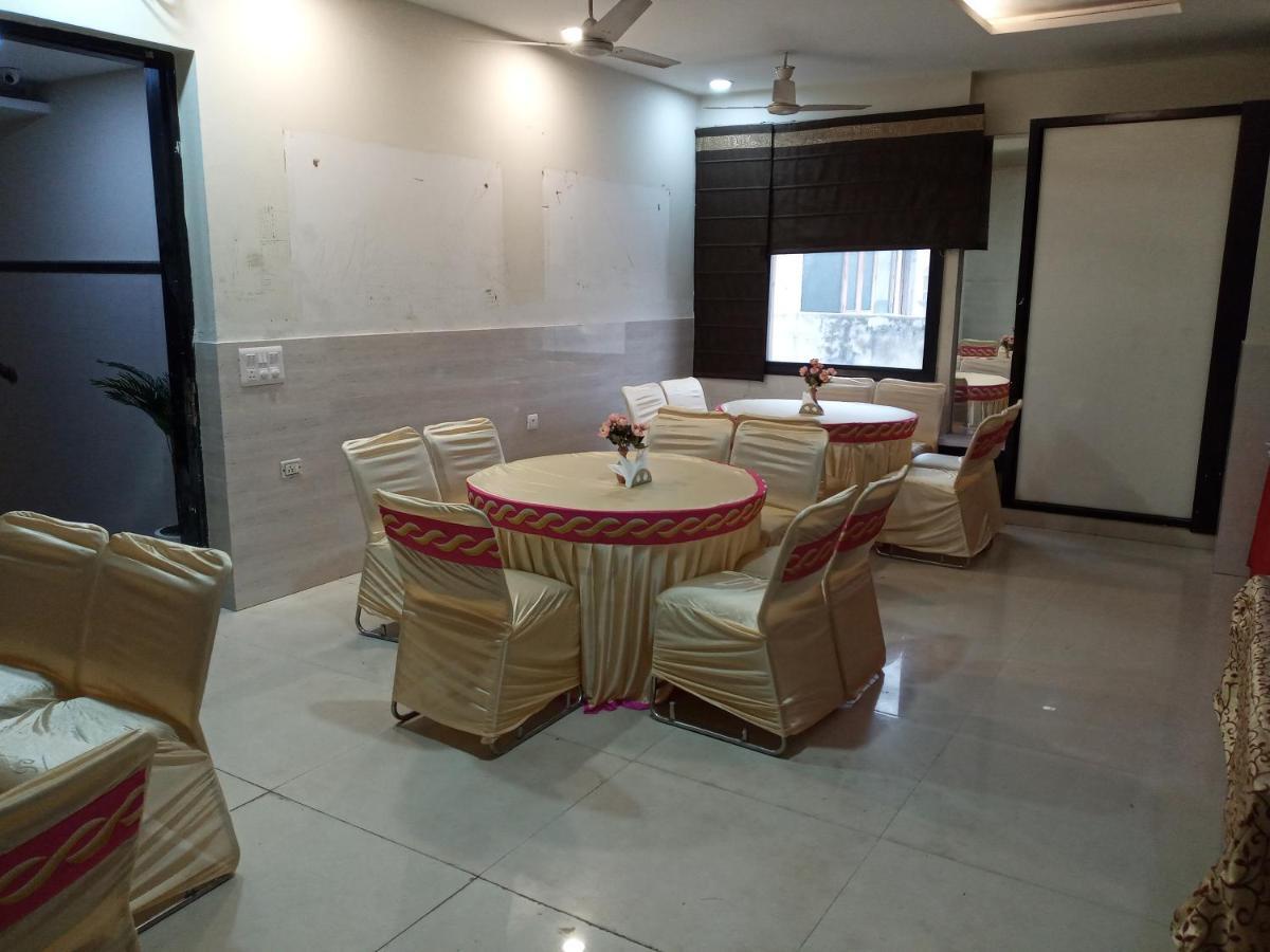 Vivah Residency Hotel Új-Delhi Kültér fotó